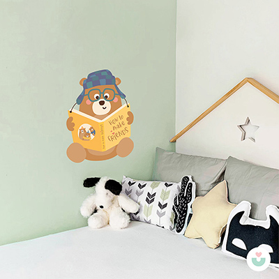 Kitap Okuyan Sevimli Ayı Duvar Sticker - 4